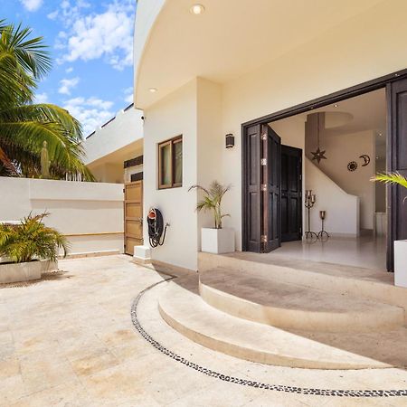 Casa Javi- Ocean Front Located Mid Isla Mujeres Villa Exterior foto