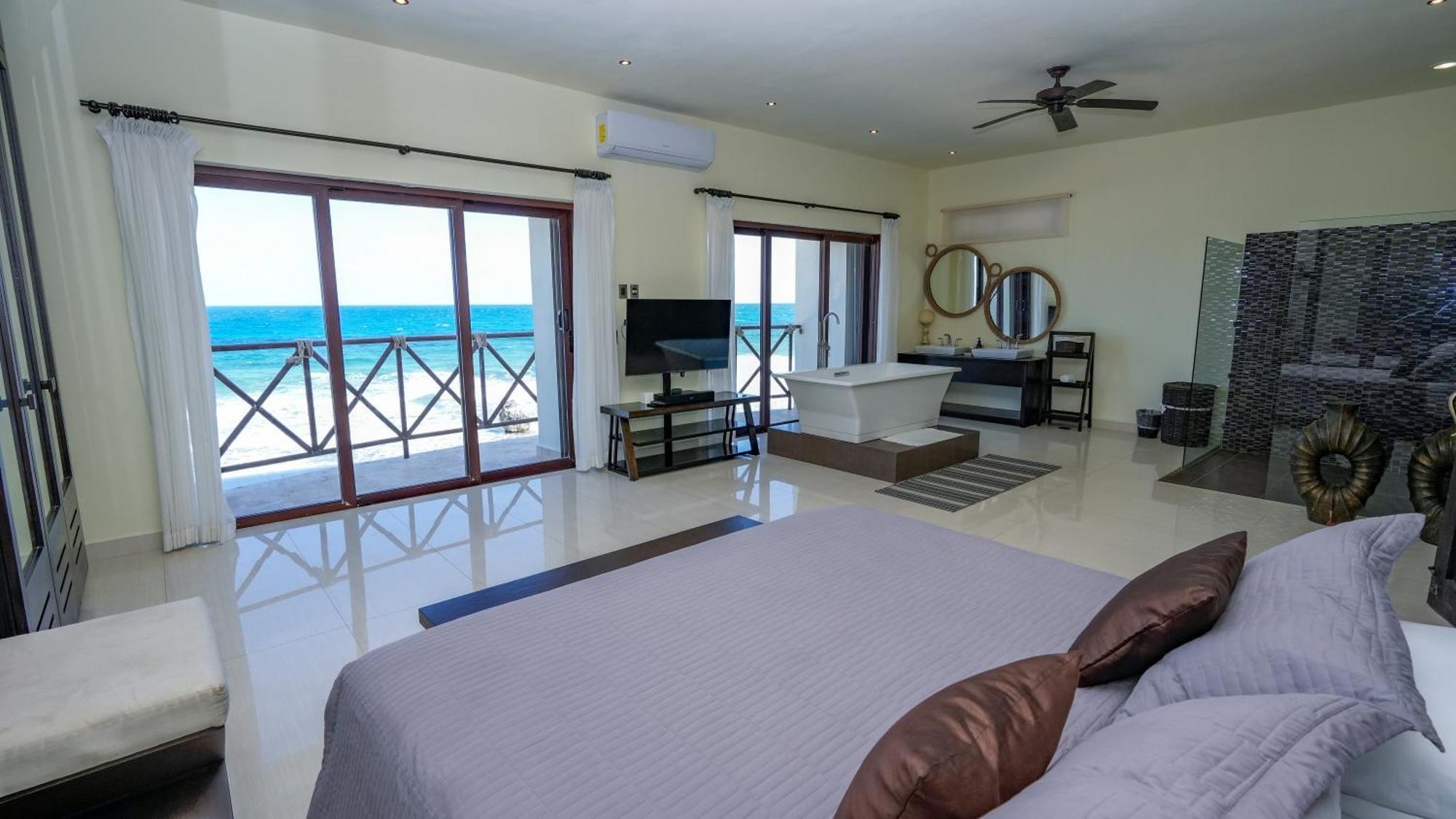 Casa Javi- Ocean Front Located Mid Isla Mujeres Villa Exterior foto
