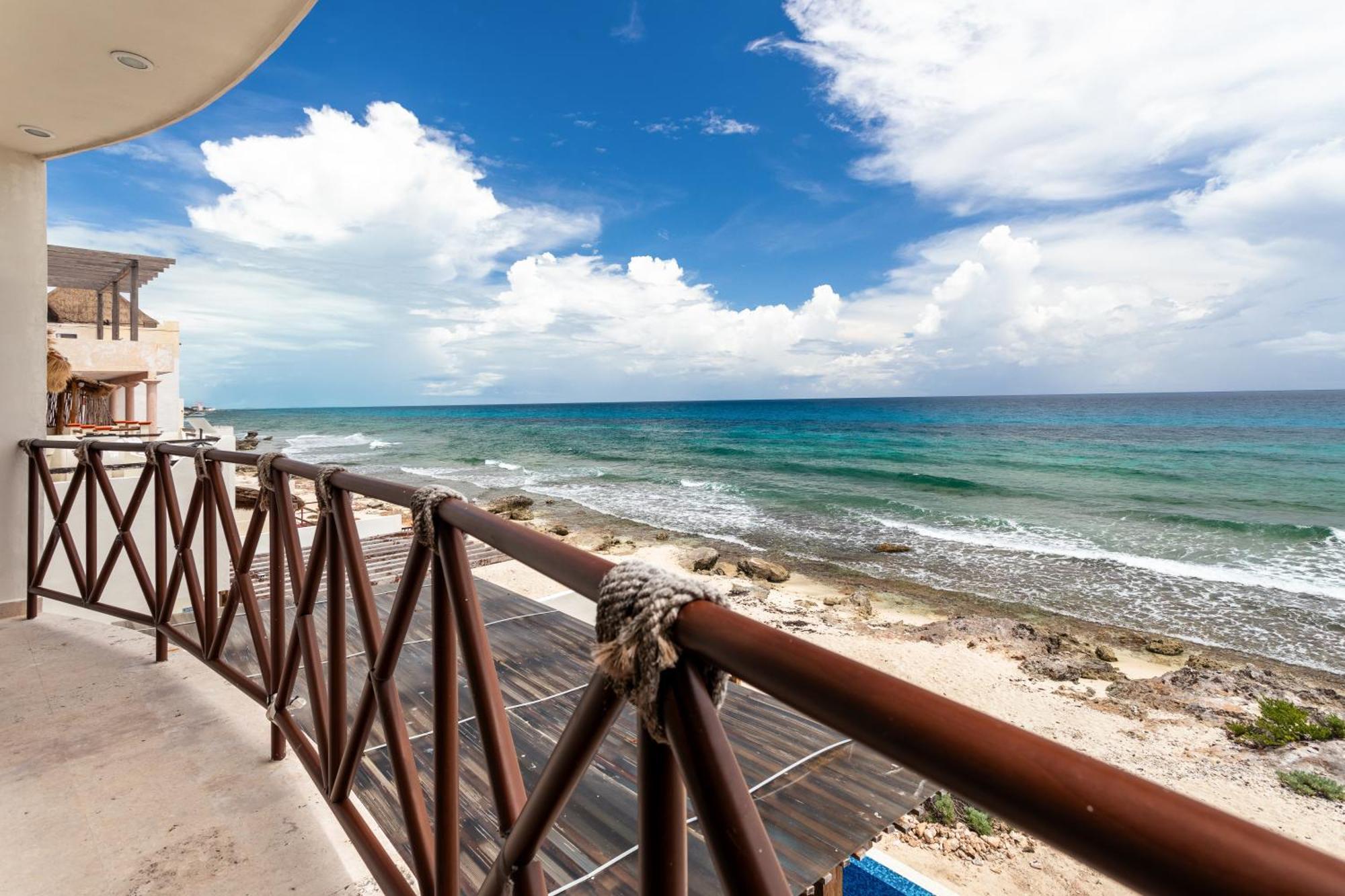 Casa Javi- Ocean Front Located Mid Isla Mujeres Villa Exterior foto